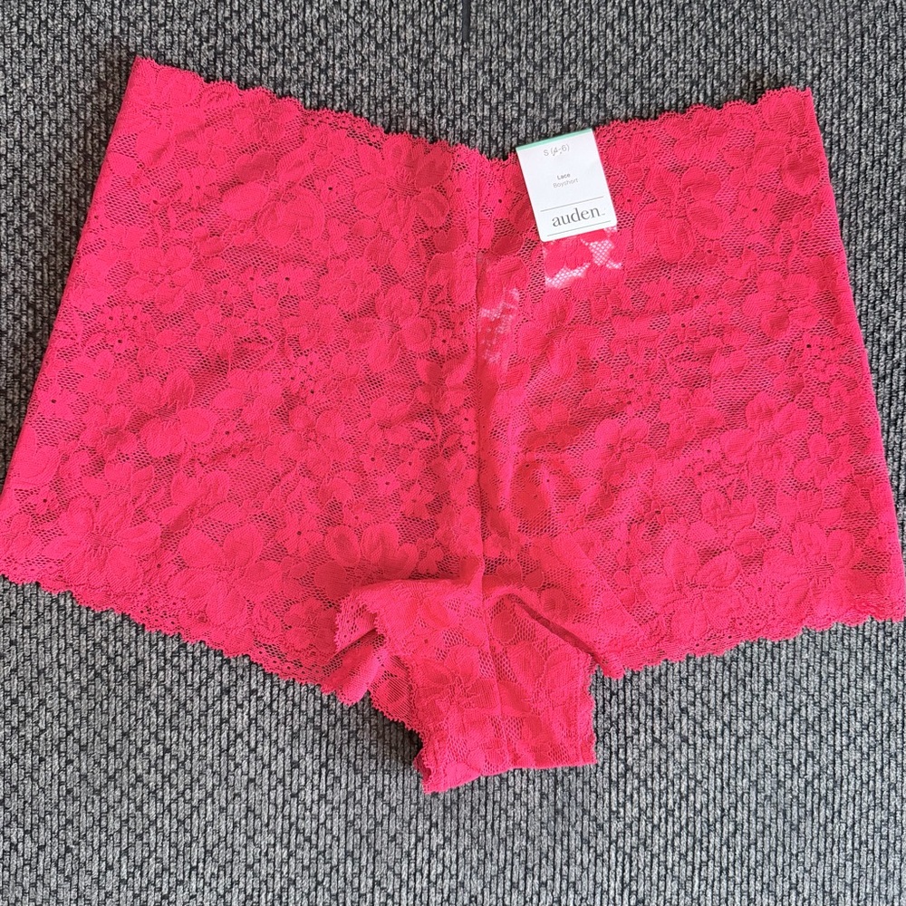 Women's Allover Lace Boy Shorts - Auden Red size Small (4-6)